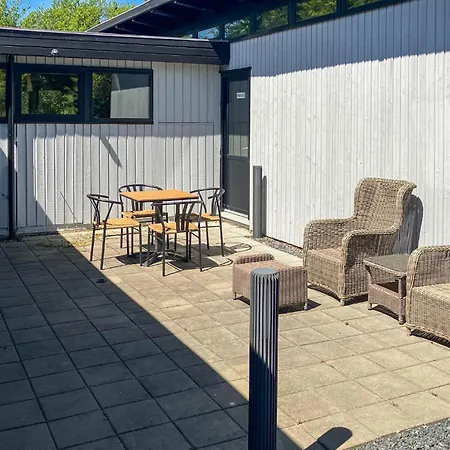 3 Bedroom Stunning In *