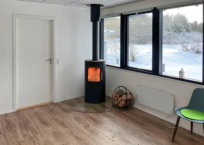 度假居 3 Bedroom Stunning In 斯楚厄